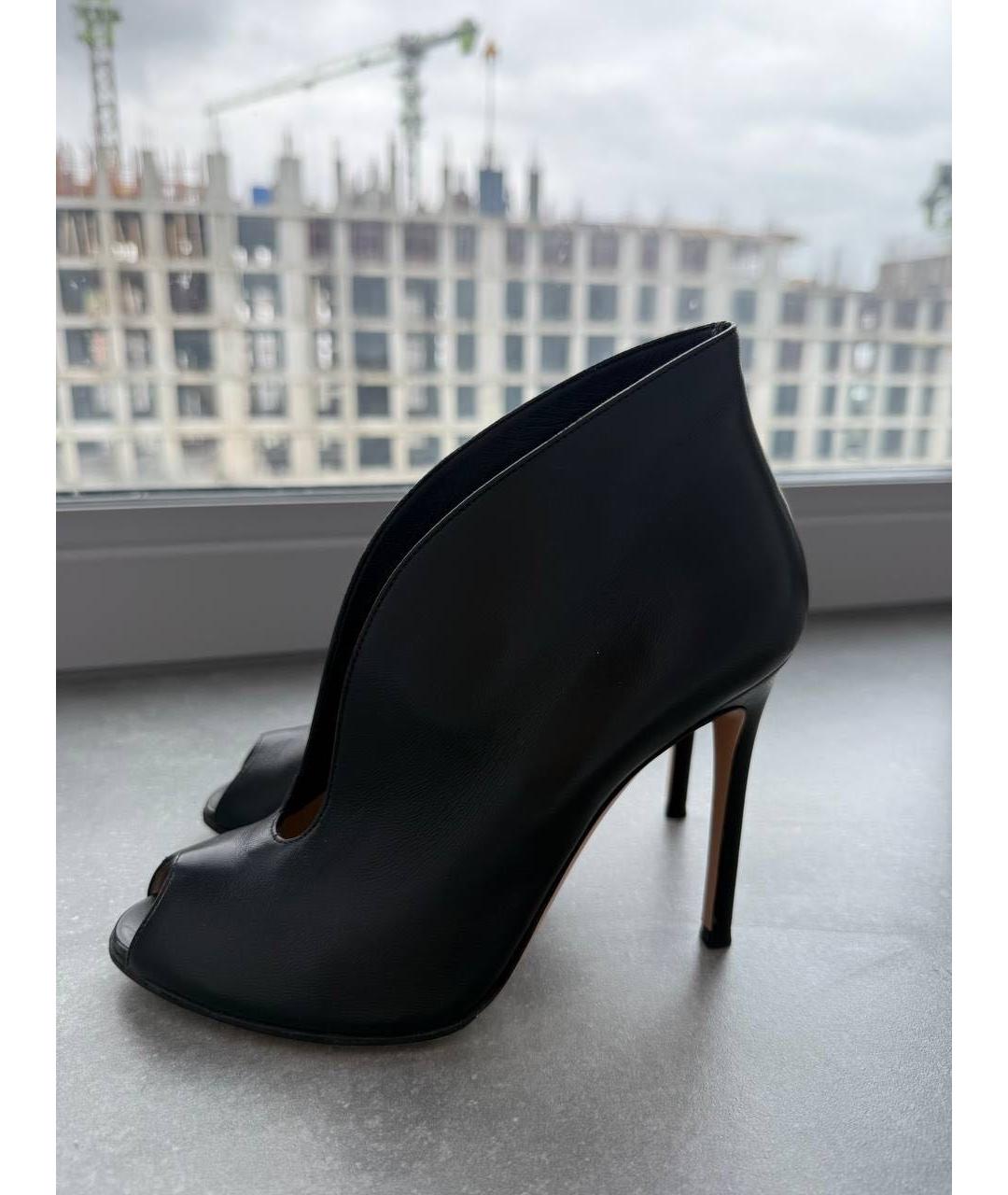 GIANVITO ROSSI Черные кожаные ботильоны, фото 4