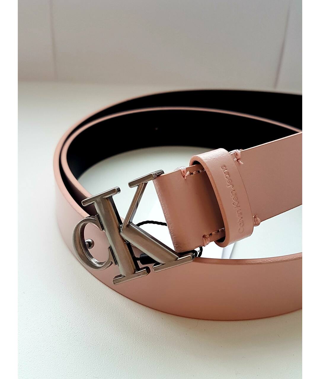 Calvin klein belt with store rose gold logo