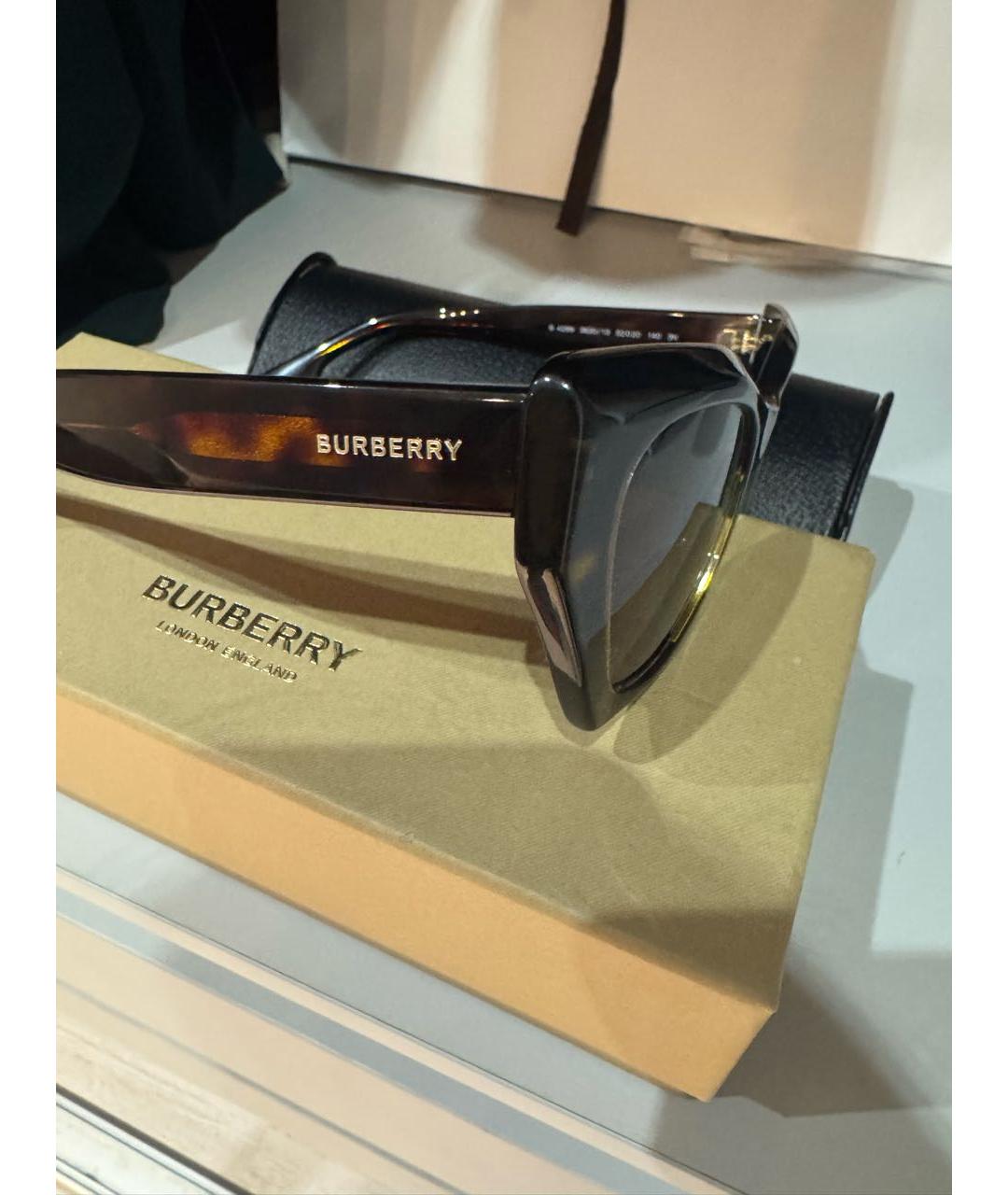 BURBERRY Коричневые пластиковые солнцезащитные очки, фото 3