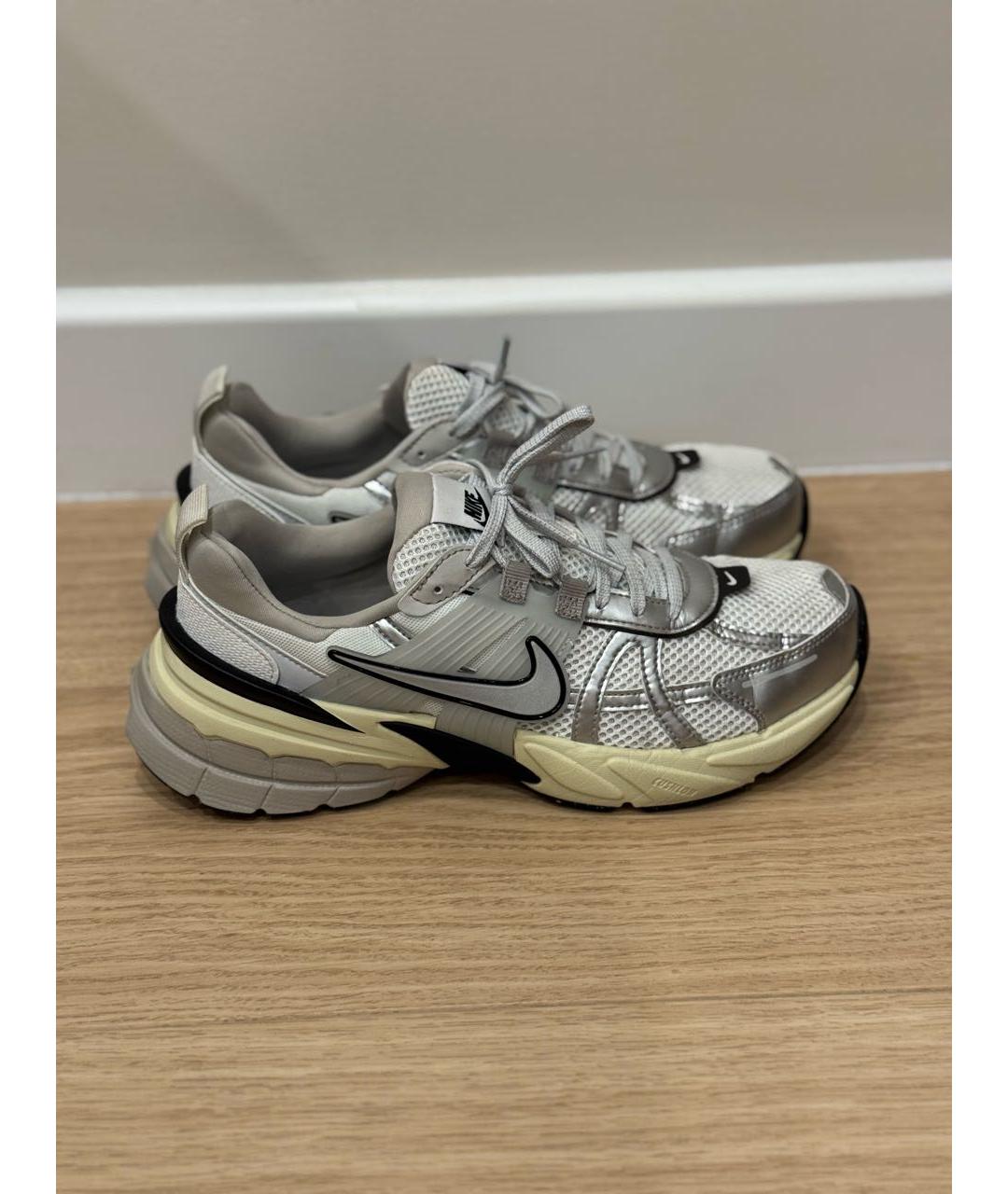NIKE Белые кроссовки, фото 3