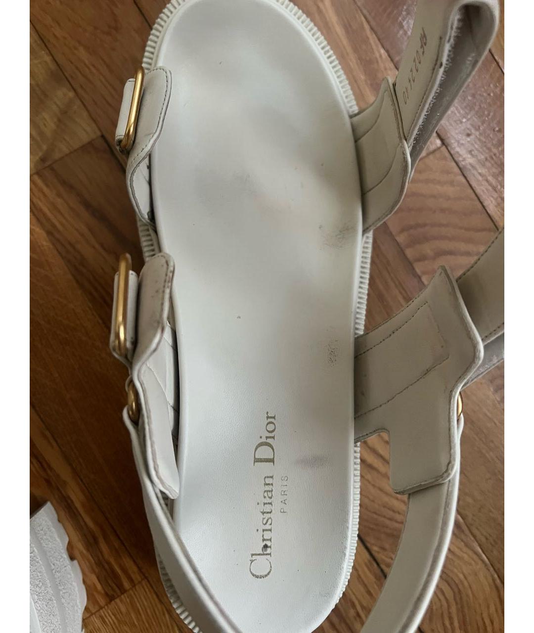 CHRISTIAN DIOR Бежевые кожаные босоножки, фото 6