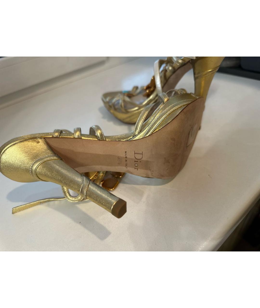 CHRISTIAN DIOR Золотые кожаные босоножки, фото 6