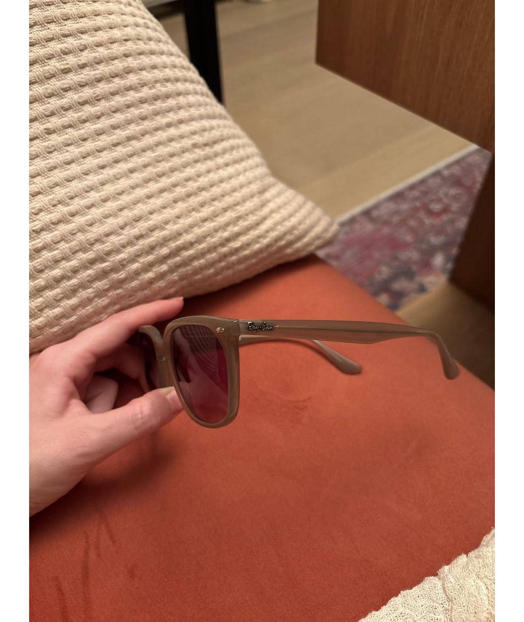 RAY BAN Коричневые пластиковые солнцезащитные очки, фото 3