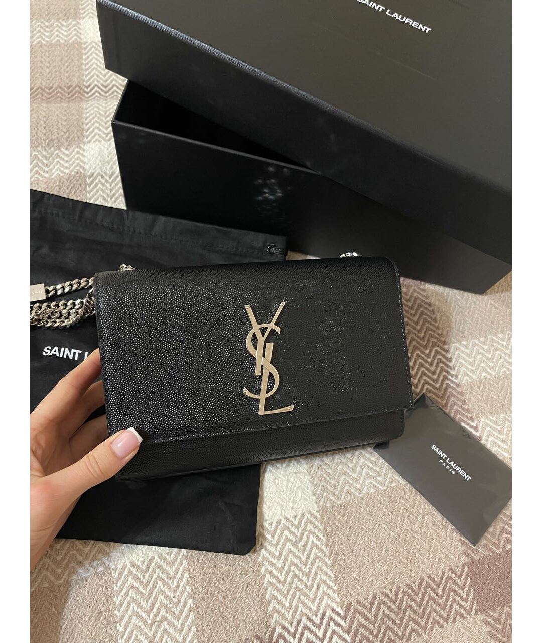 SAINT LAURENT Черная кожаная сумка тоут, фото 3