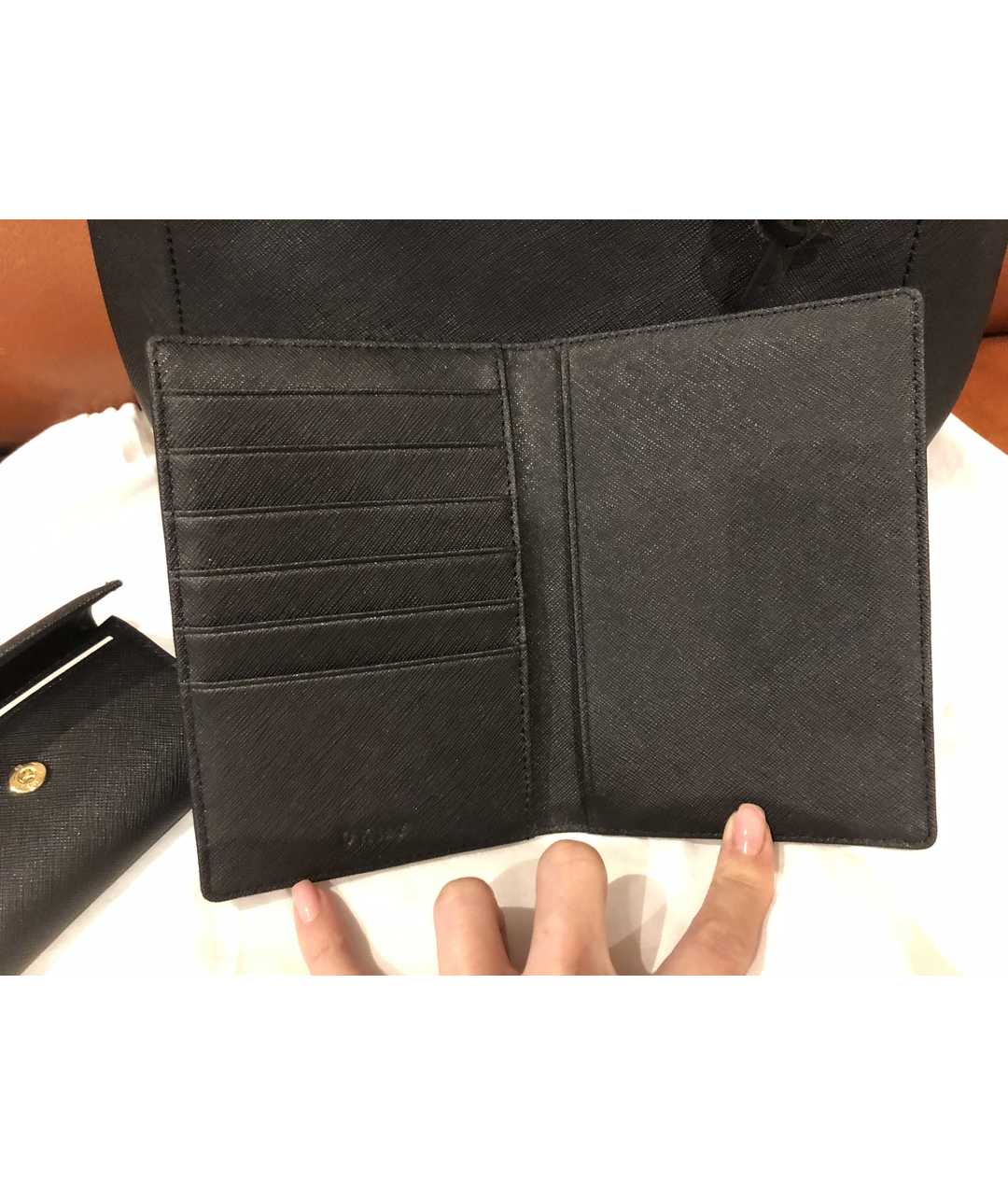 DKNY Черный кожаный кошелек, фото 2