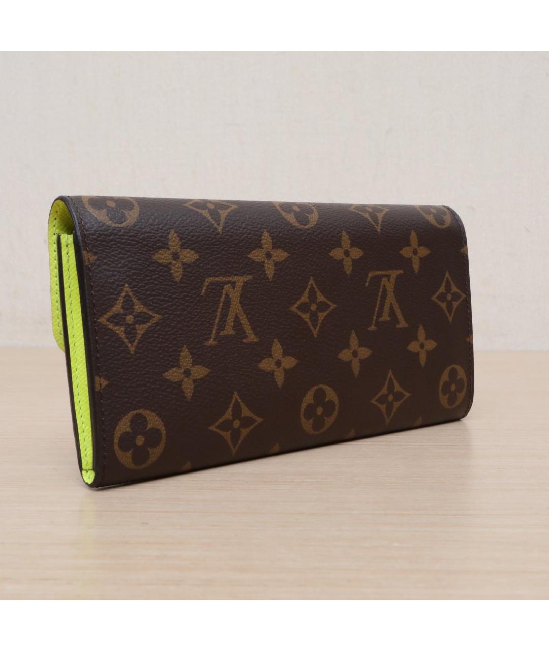 LOUIS VUITTON Коричневый кожаный кошелек, фото 5