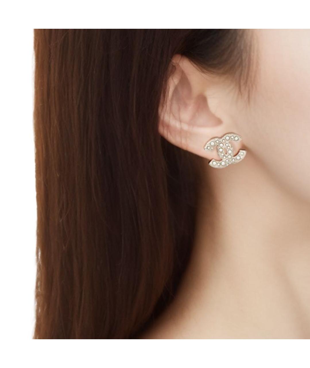 CHANEL Белые серьги, фото 4