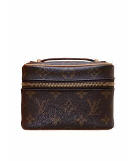 LOUIS VUITTON Косметичка
