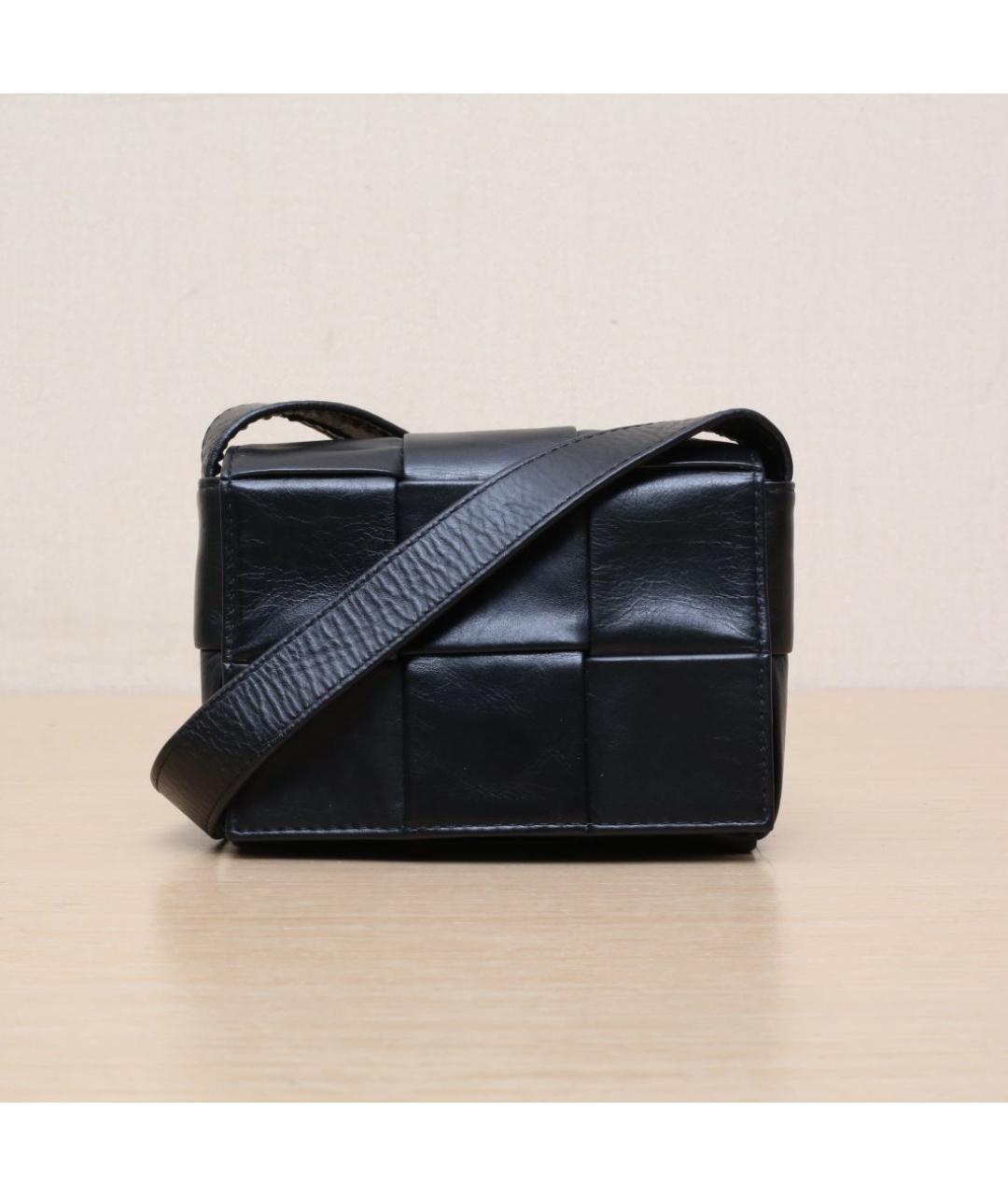 BOTTEGA VENETA Черная кожаная сумка через плечо, фото 2