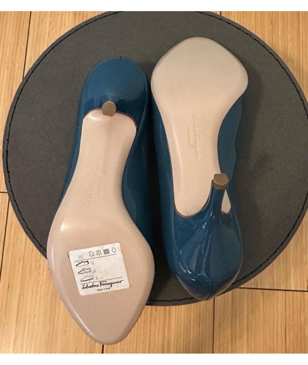FERRAGAMO Зеленые туфли из лакированной кожи, фото 4