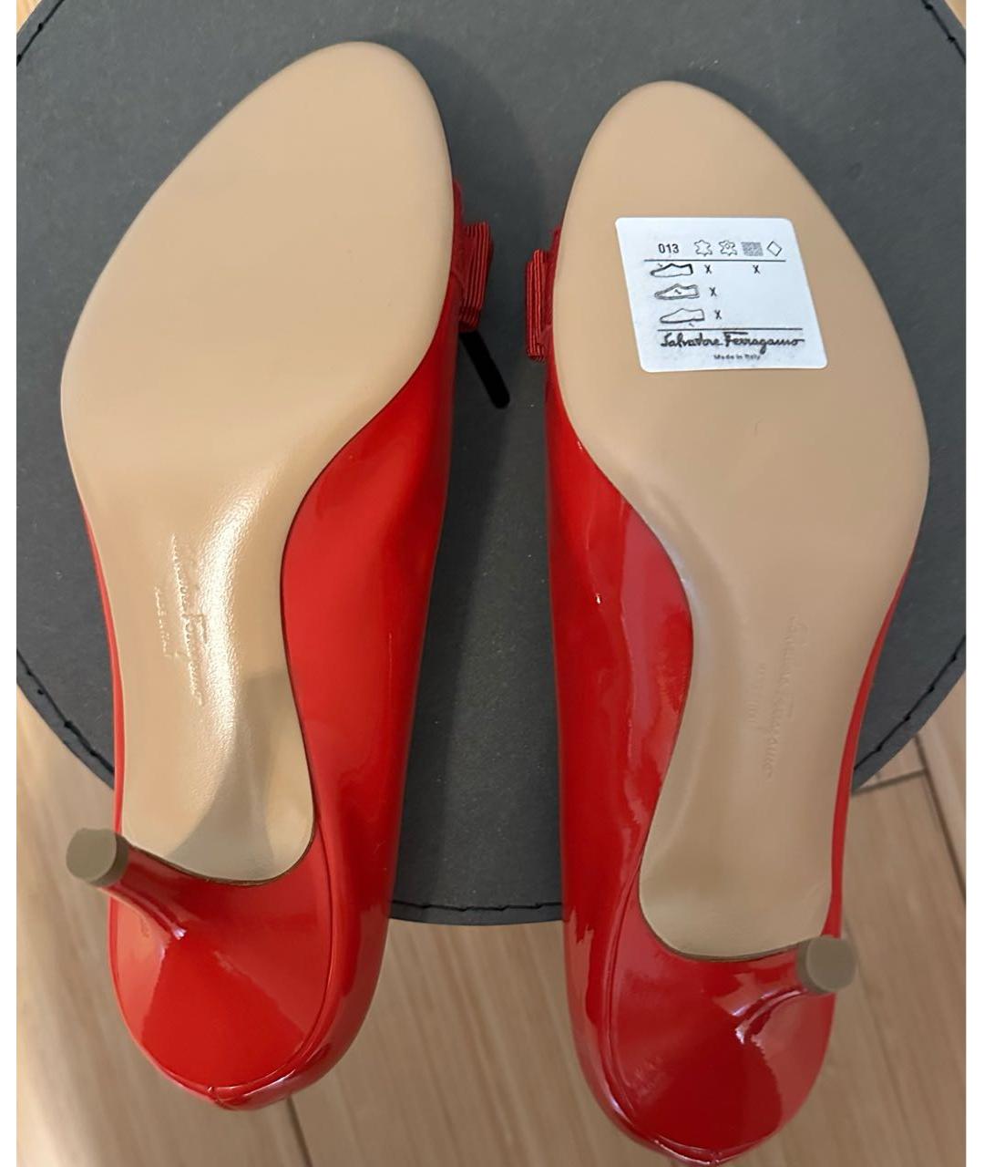 FERRAGAMO Красные туфли из лакированной кожи, фото 4
