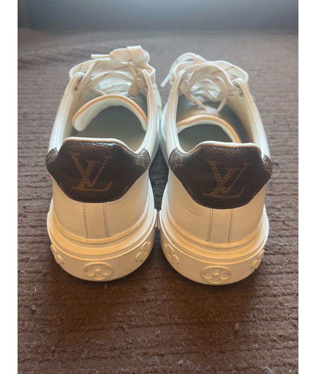 LOUIS VUITTON Белые кожаные кроссовки, фото 4