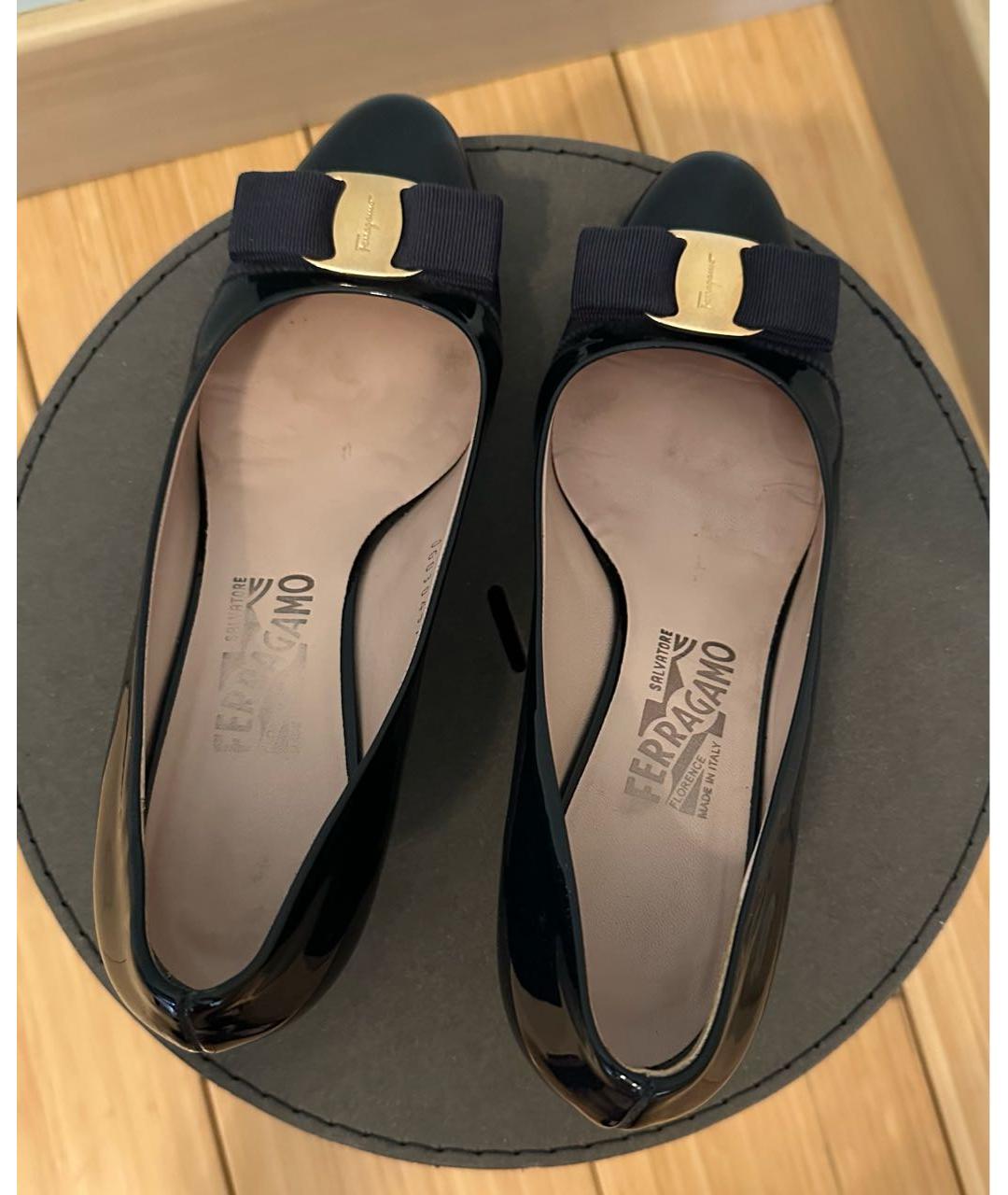 FERRAGAMO Черные туфли из лакированной кожи, фото 3