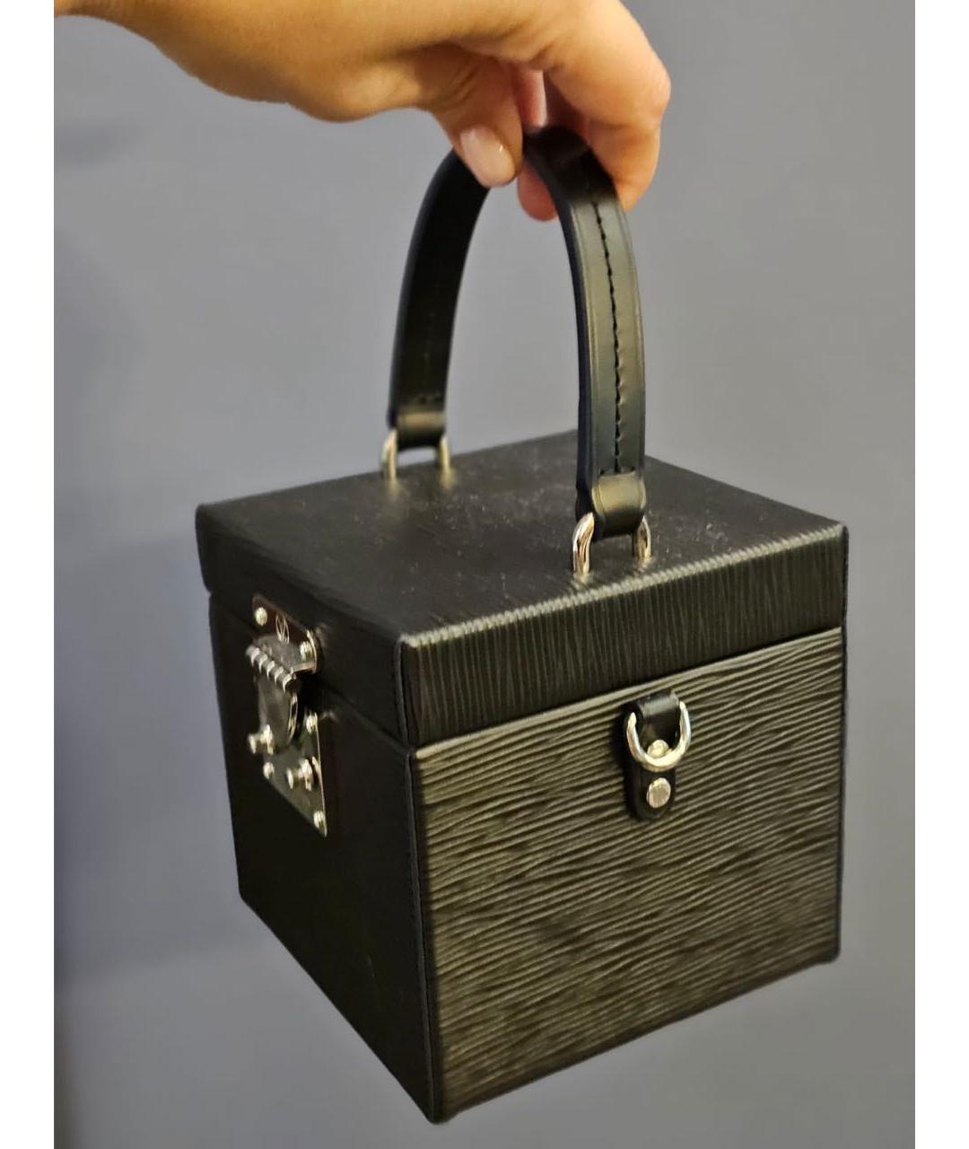 LOUIS VUITTON Черная кожаная сумка с короткими ручками, фото 2