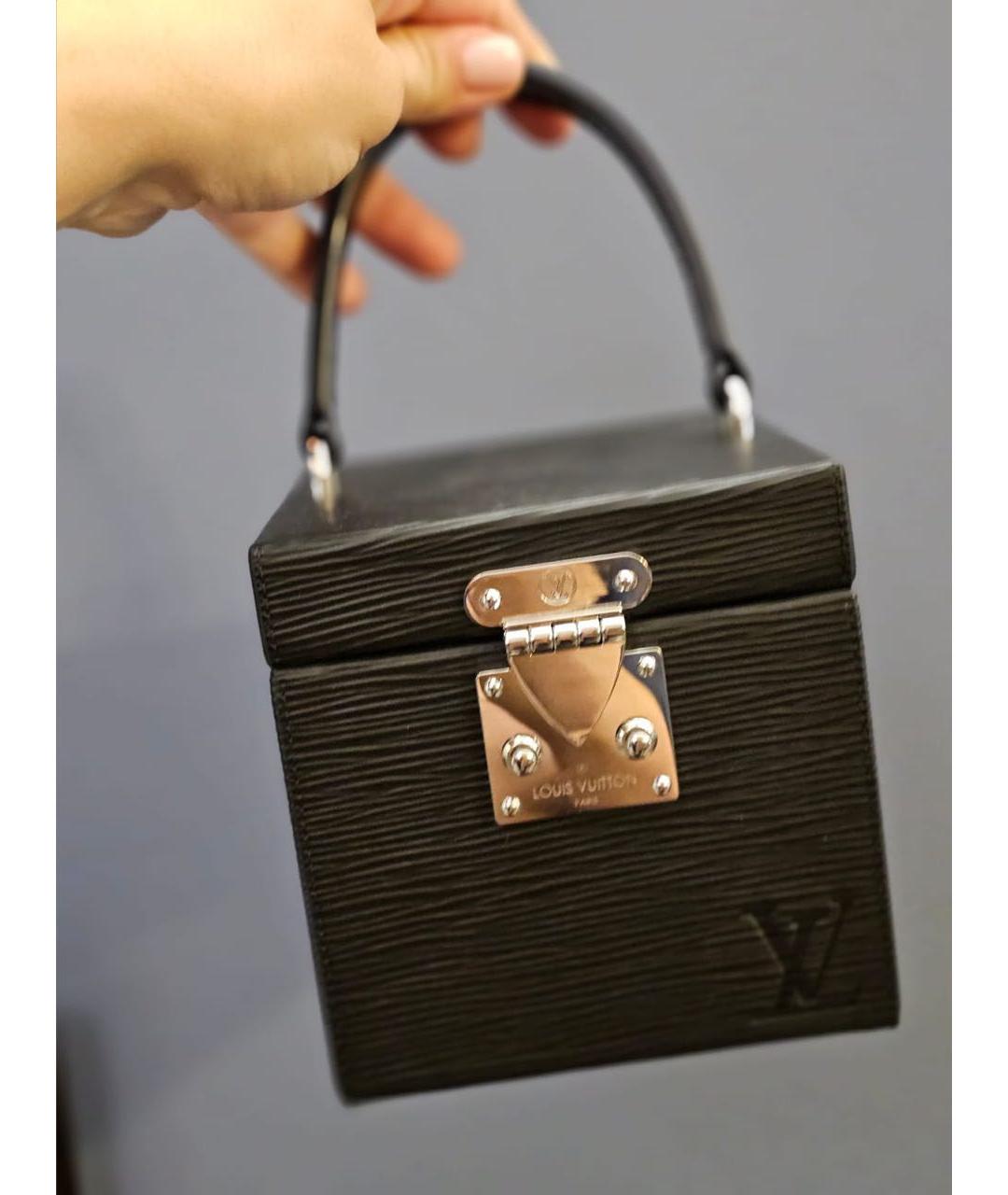 LOUIS VUITTON Черная кожаная сумка с короткими ручками, фото 7