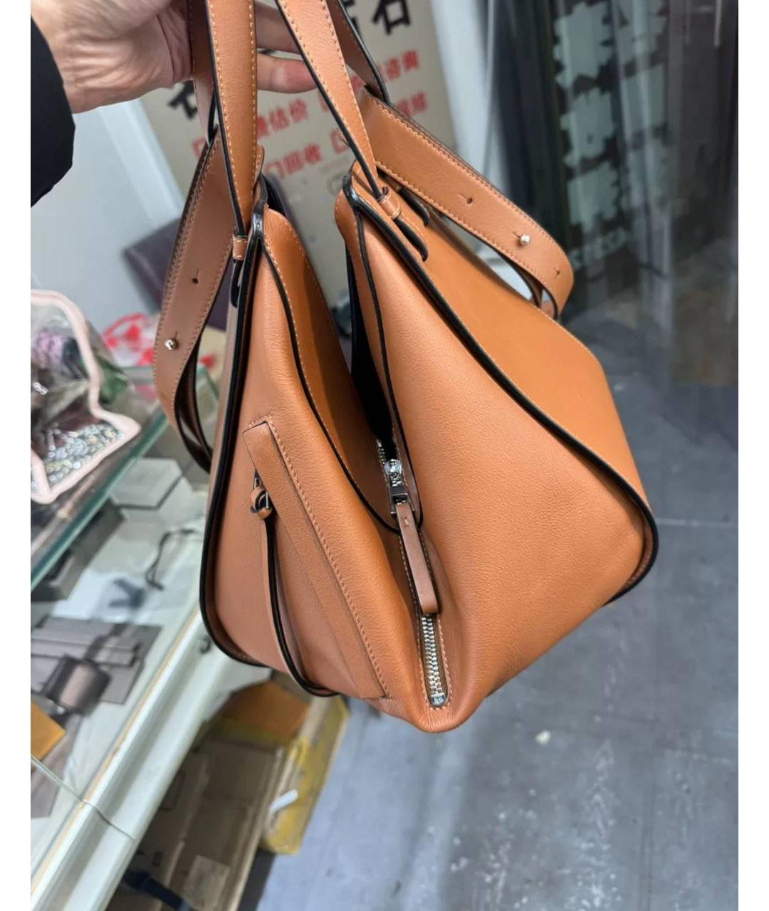 LOEWE Коричневая кожаная сумка с короткими ручками, фото 2