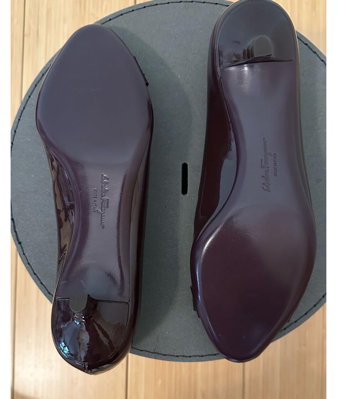 FERRAGAMO Коричневые туфли из лакированной кожи, фото 4
