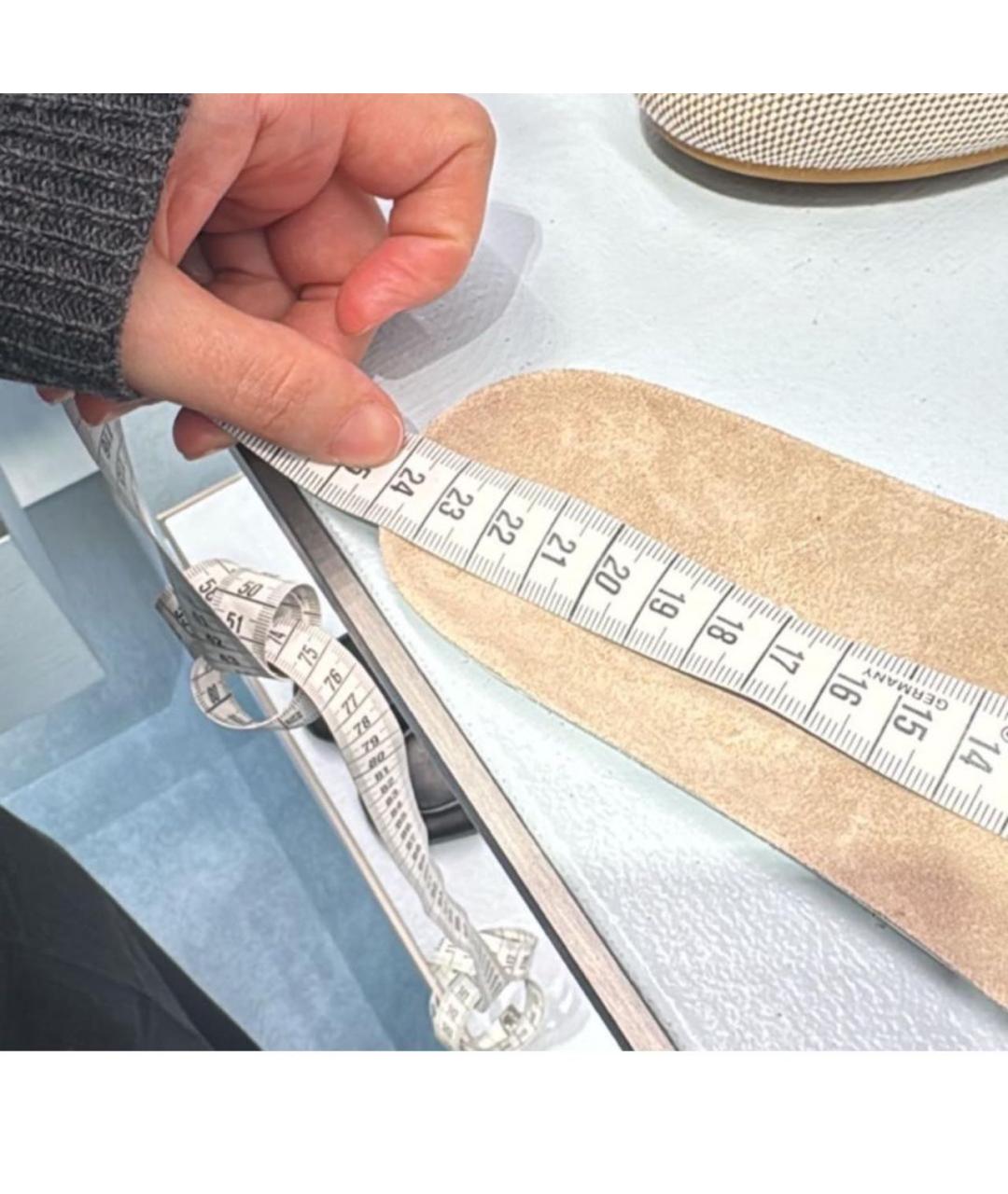 MIU MIU Коричневые кожаные мокасины, фото 5