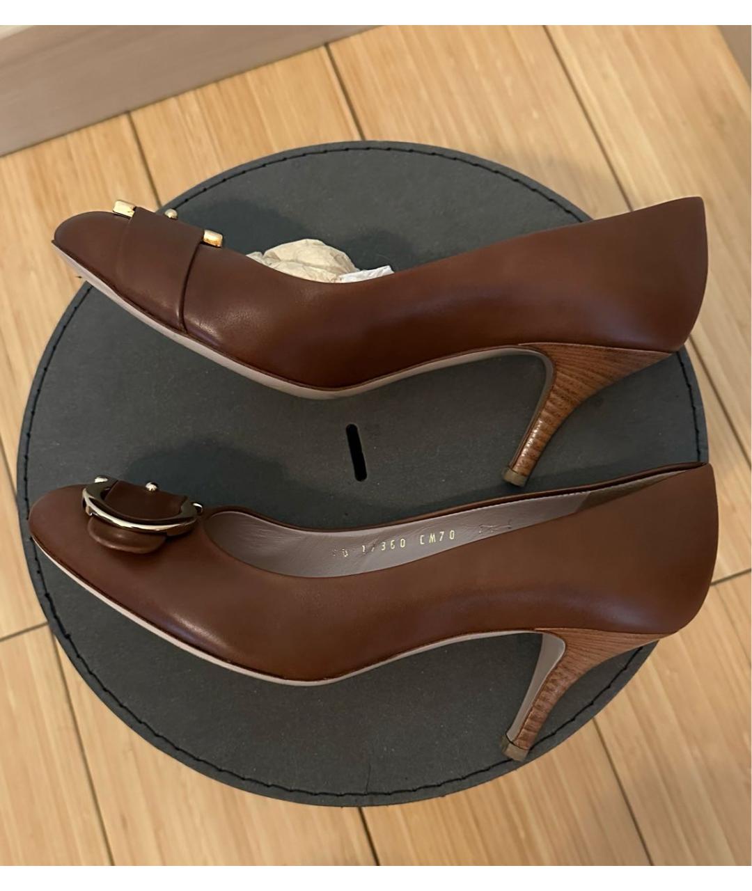 FERRAGAMO Коричневые кожаные туфли, фото 5