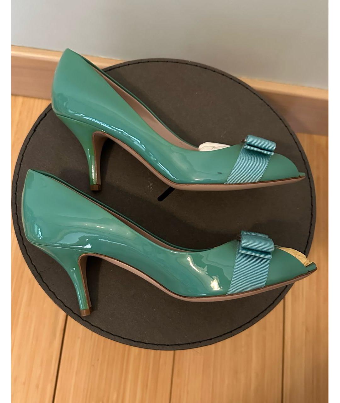 FERRAGAMO Зеленые туфли из лакированной кожи, фото 5