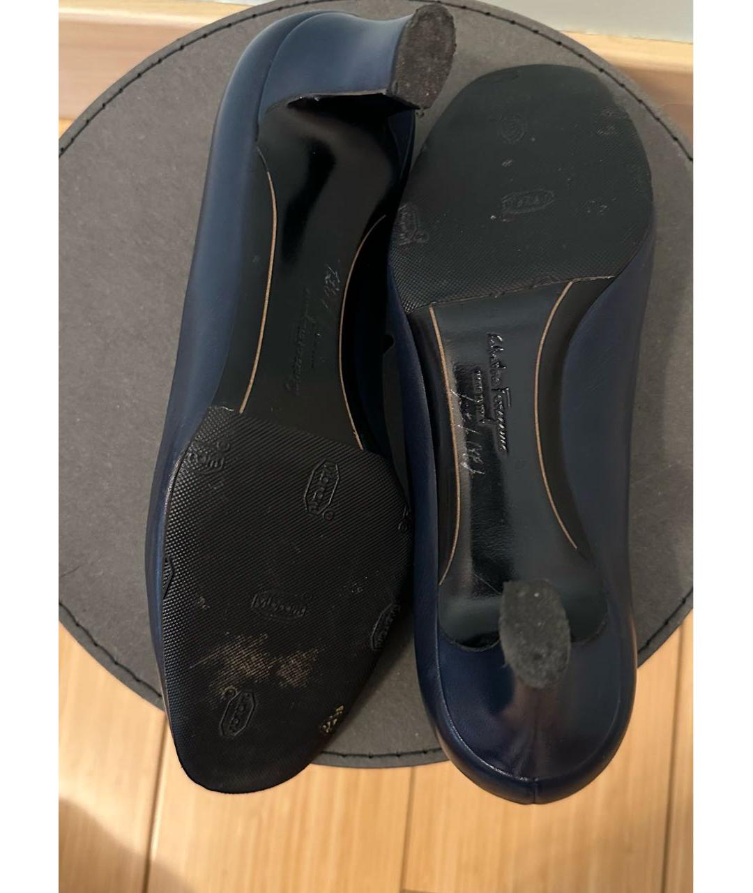 FERRAGAMO Темно-синие кожаные туфли, фото 4