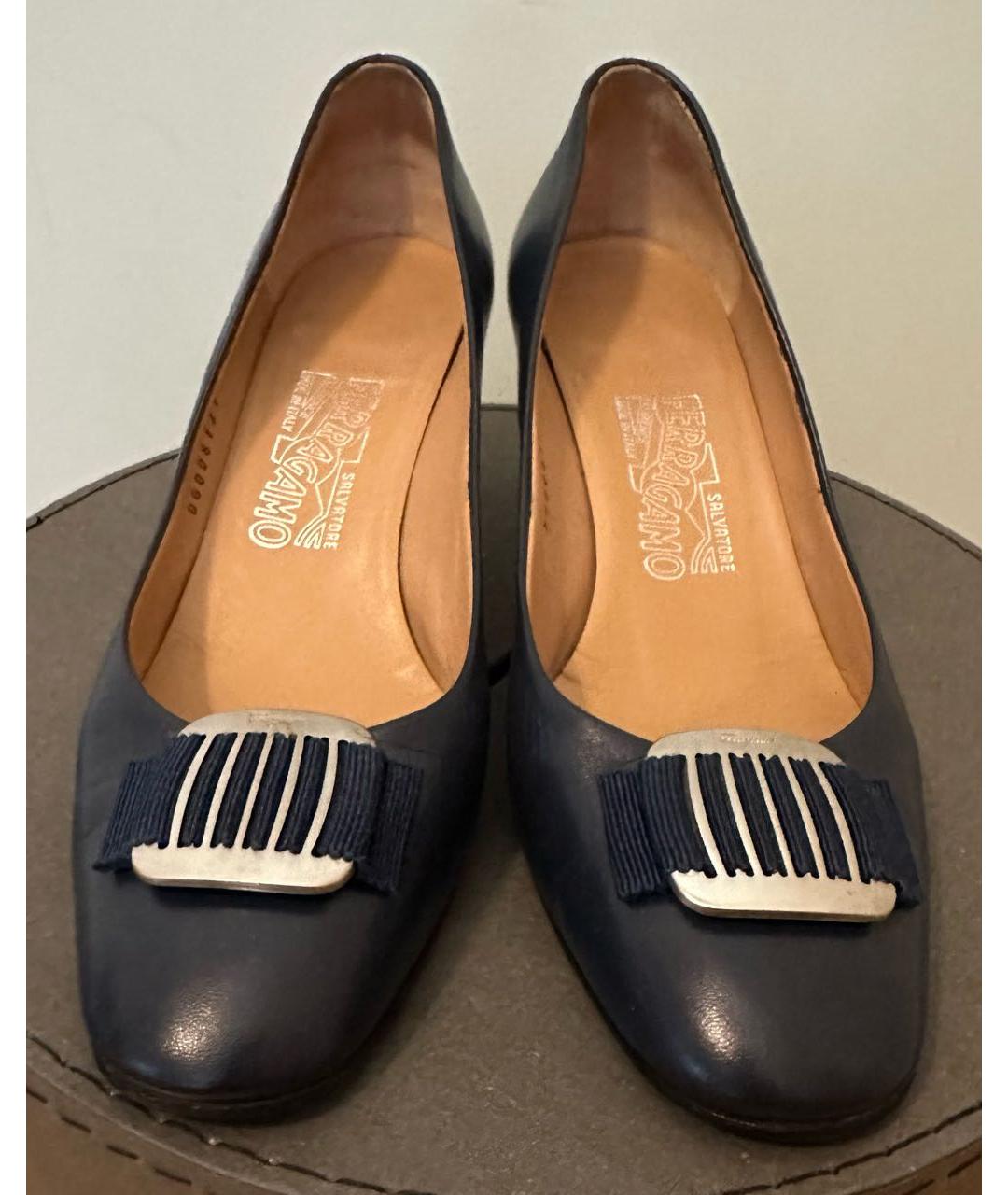 FERRAGAMO Темно-синие кожаные туфли, фото 2