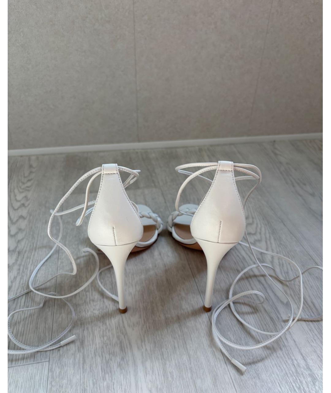 GIANVITO ROSSI Белые кожаные босоножки, фото 4