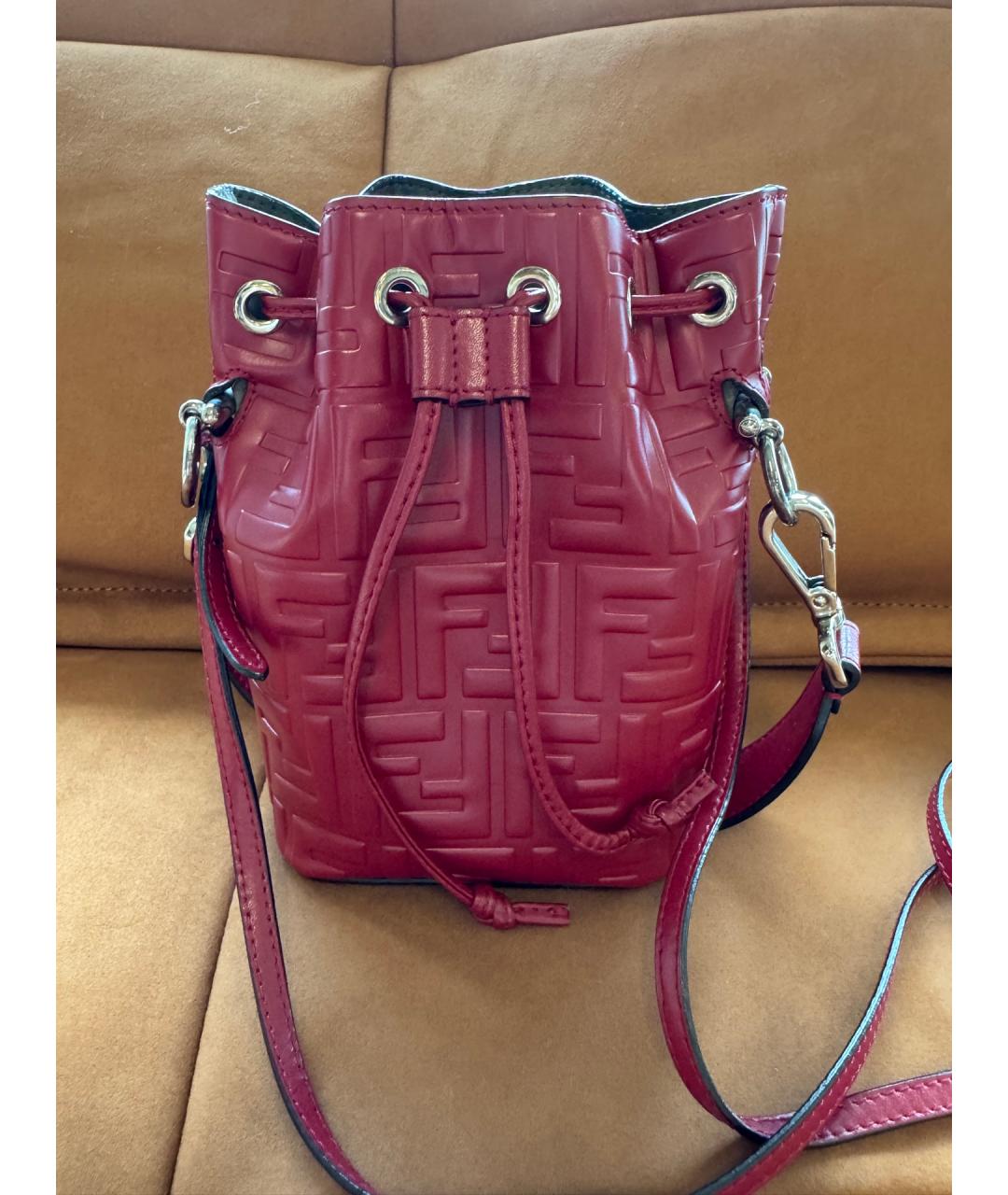 FENDI Красная кожаная сумка тоут, фото 2