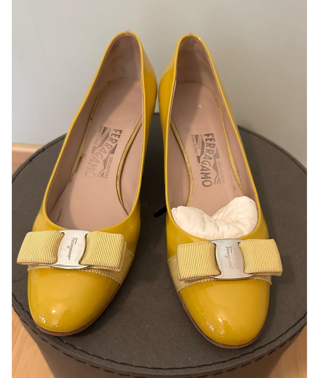 FERRAGAMO Желтые туфли из лакированной кожи, фото 3