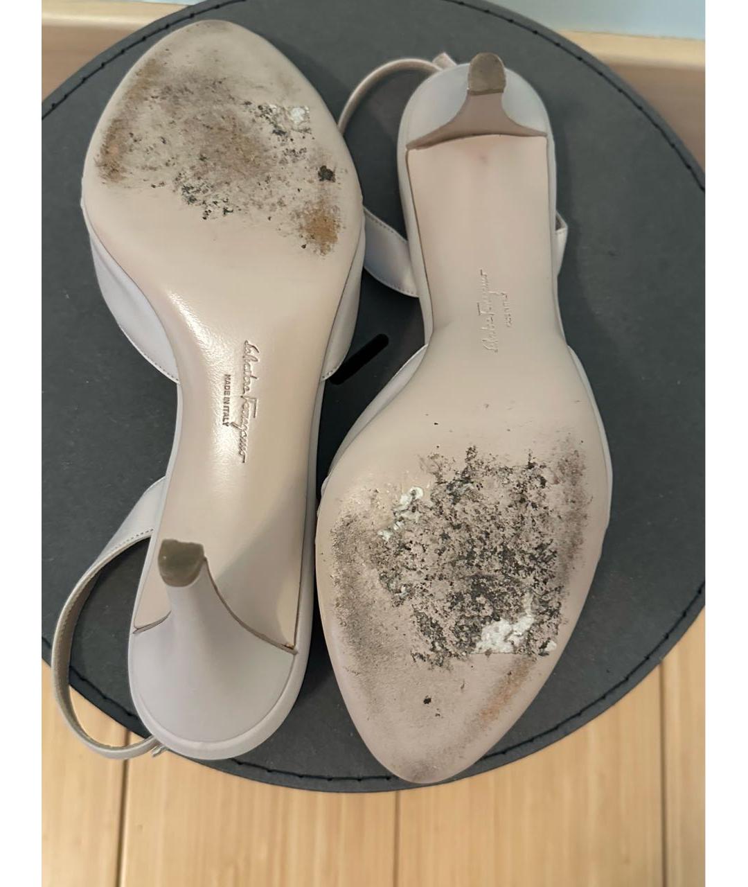 FERRAGAMO Бежевые кожаные босоножки, фото 4