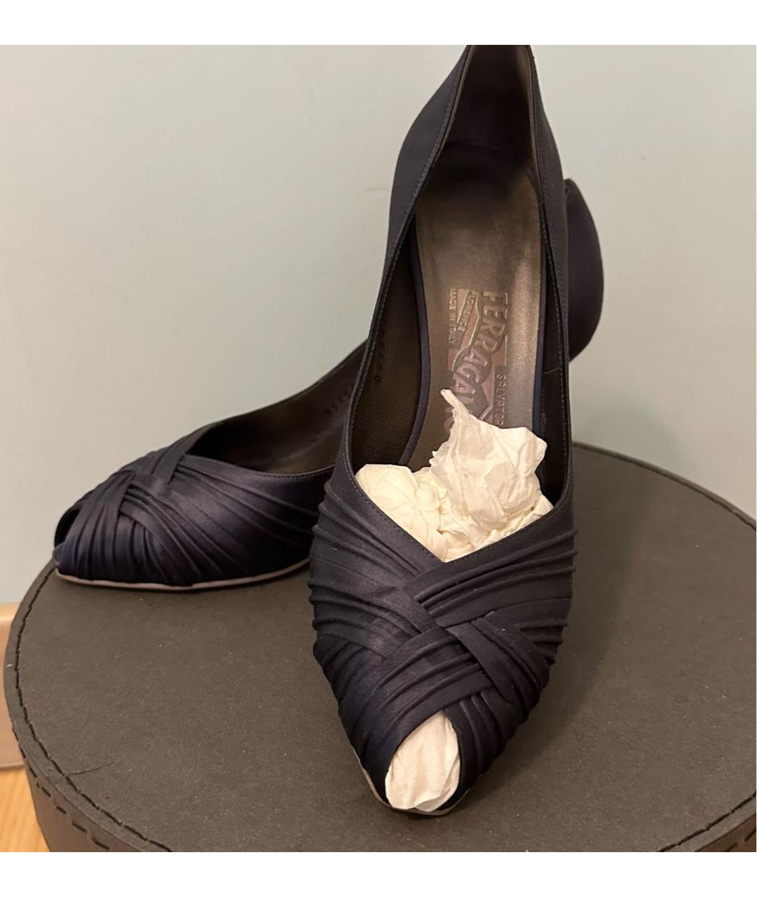 FERRAGAMO Темно-синие текстильные туфли, фото 3