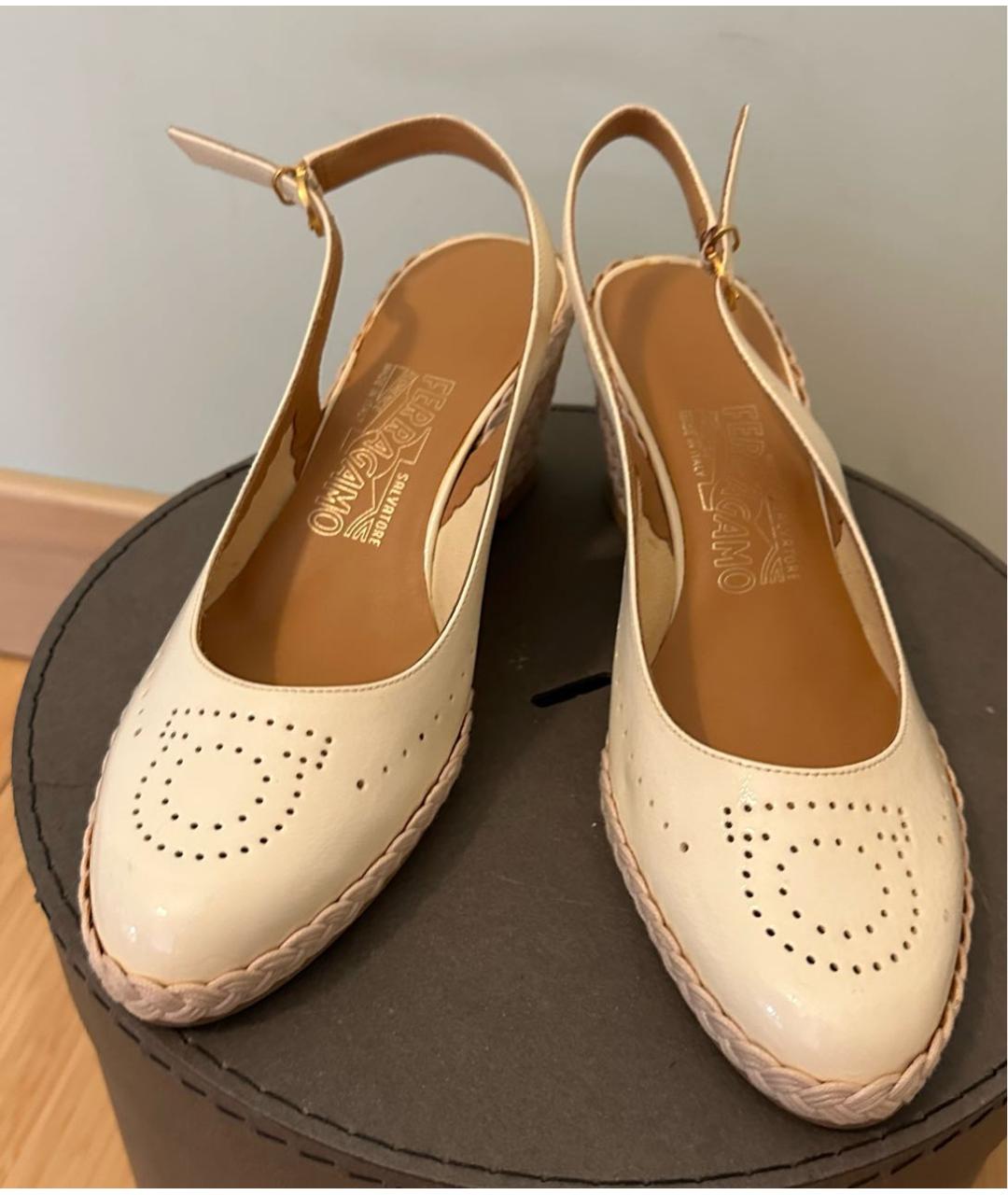 FERRAGAMO Бежевые эспадрильи из лакированной кожи, фото 2