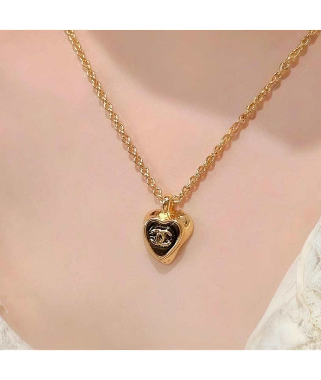 CHANEL Золотая подвеска, фото 5