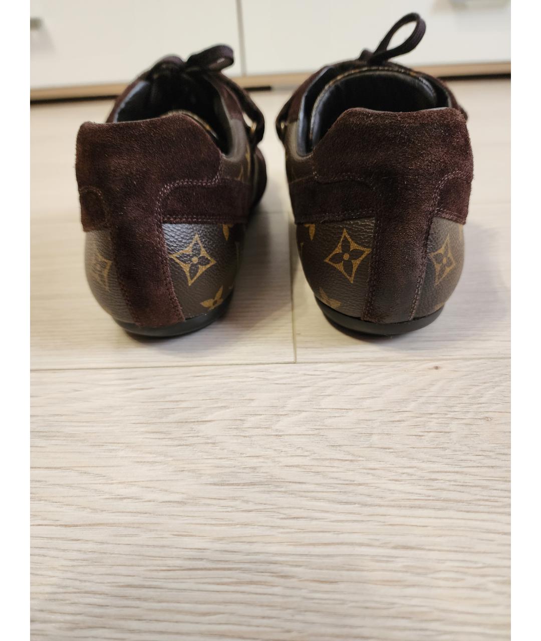 LOUIS VUITTON Коричневые кожаные низкие кроссовки / кеды, фото 4