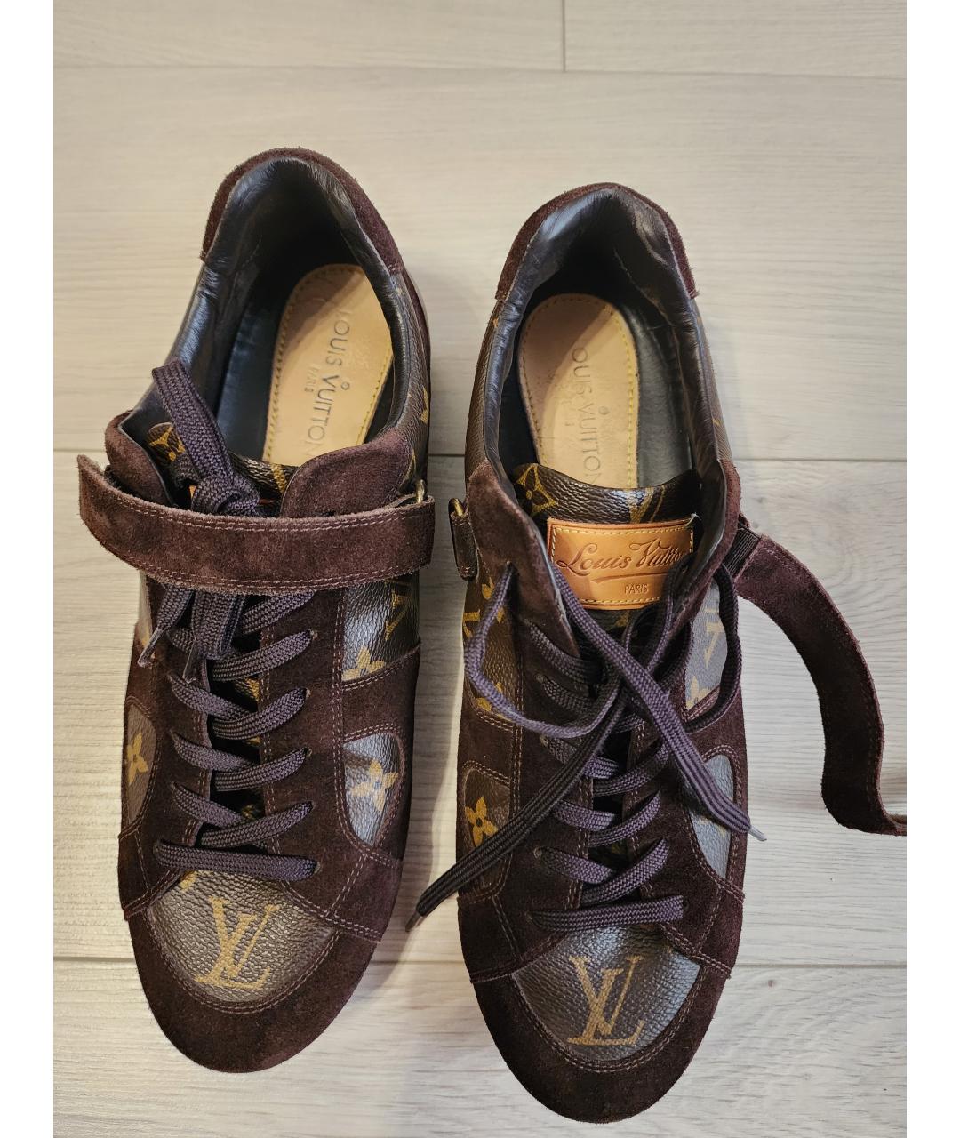 LOUIS VUITTON Коричневые кожаные низкие кроссовки / кеды, фото 3