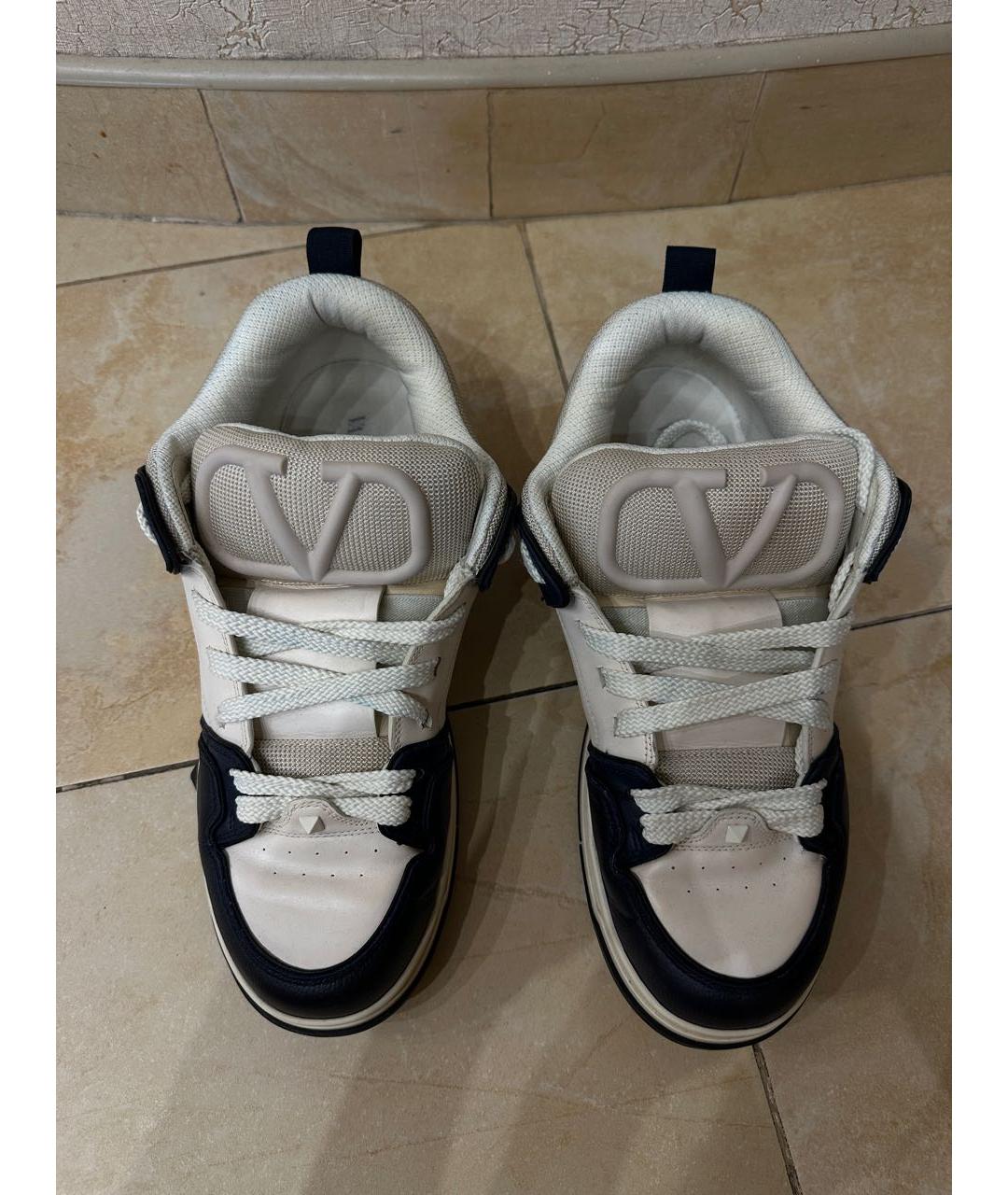 VALENTINO Низкие кроссовки / кеды, фото 2