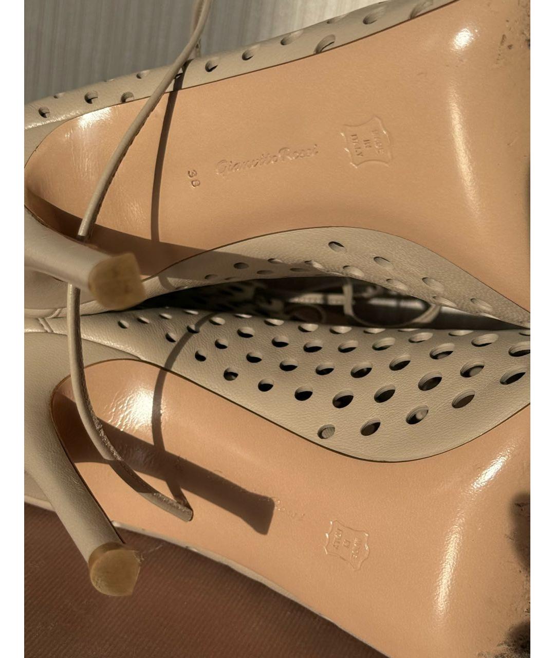 GIANVITO ROSSI Бежевые кожаные ботильоны, фото 6