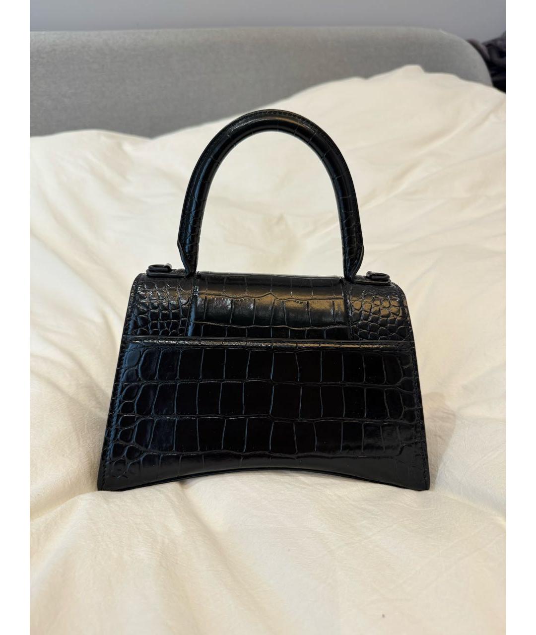 BALENCIAGA Черная сумка с короткими ручками из лакированной кожи, фото 3