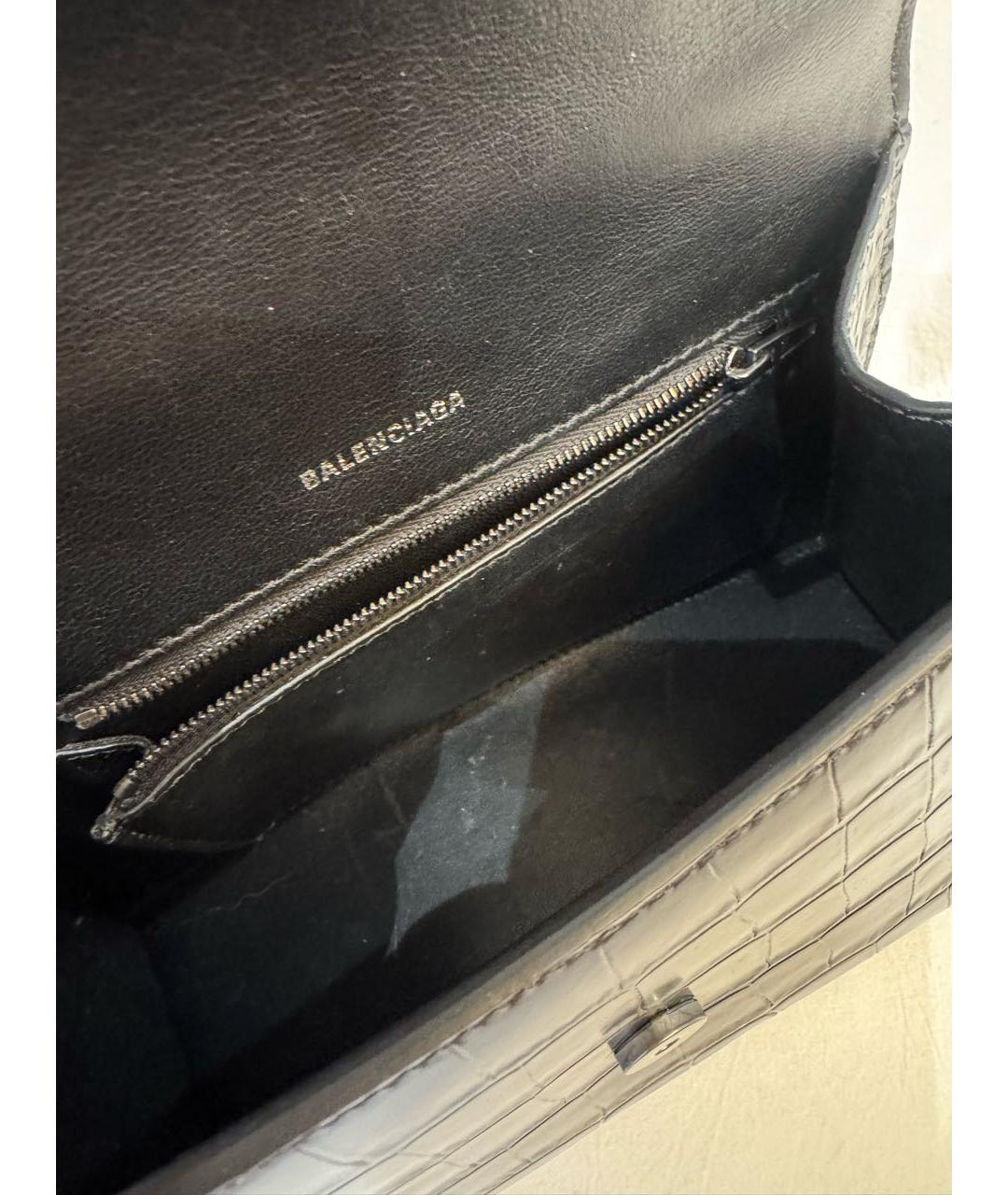 BALENCIAGA Черная сумка с короткими ручками из лакированной кожи, фото 4