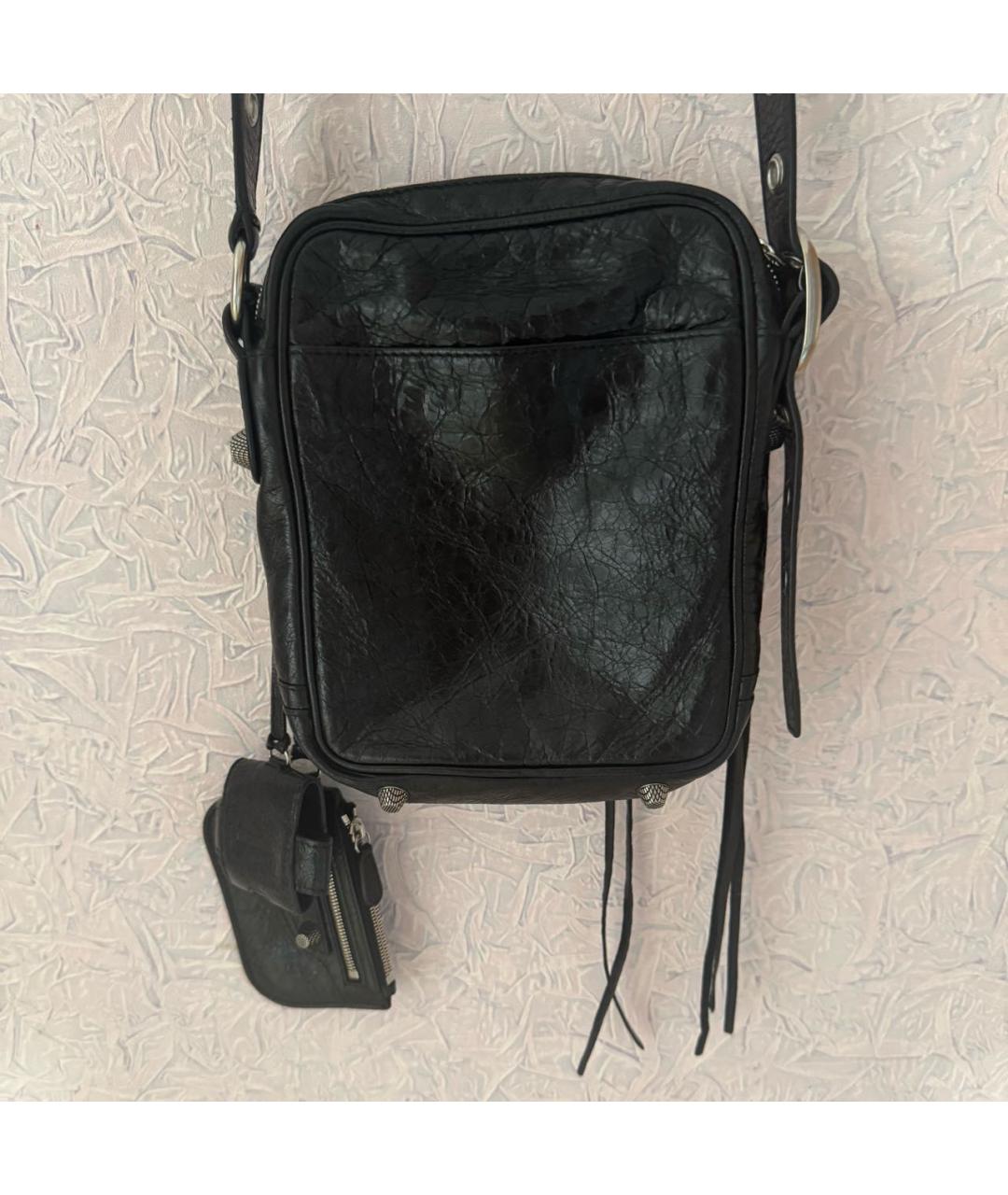 BALENCIAGA Черная сумка на плечо из лакированной кожи, фото 5