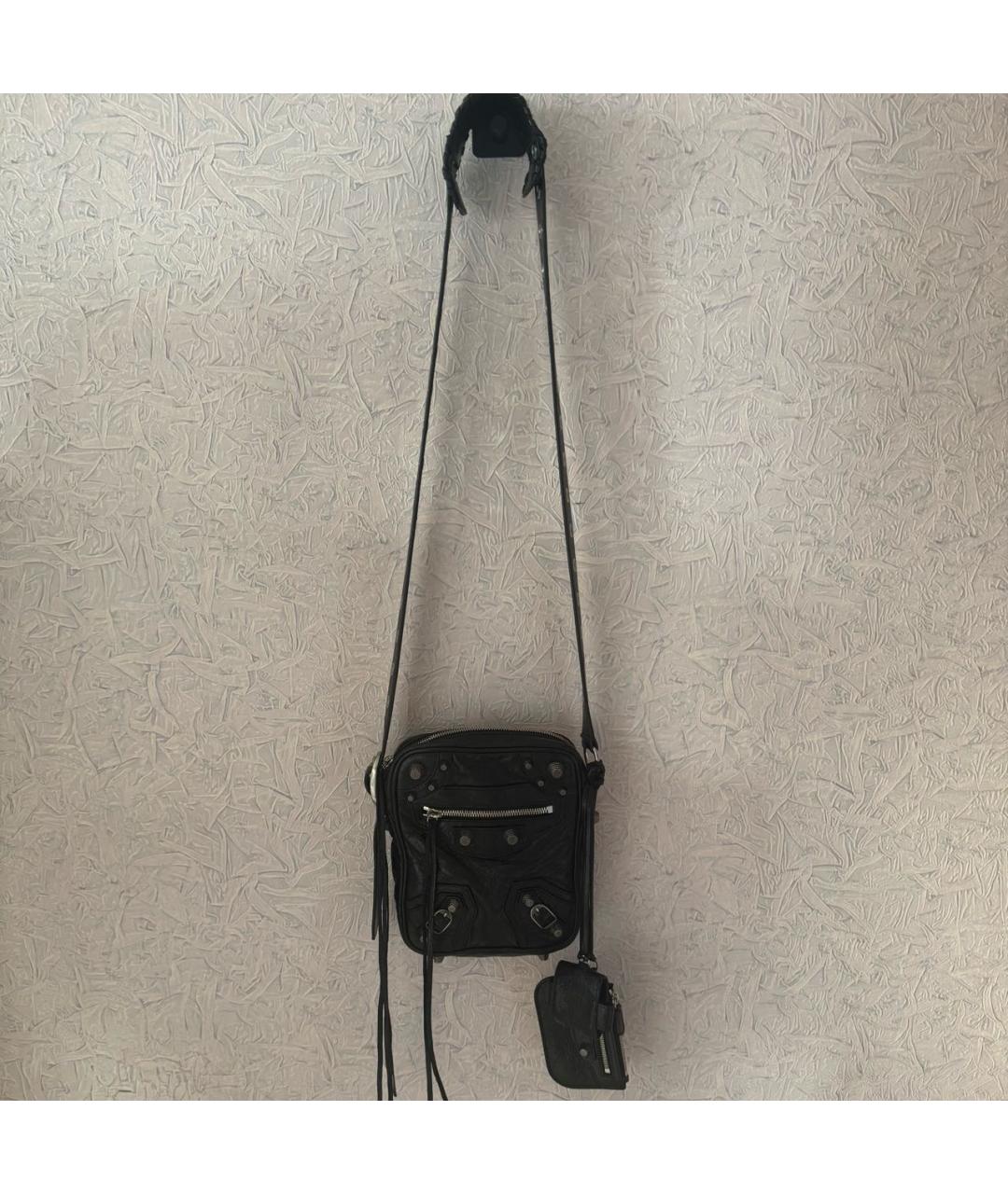 BALENCIAGA Черная сумка на плечо из лакированной кожи, фото 2