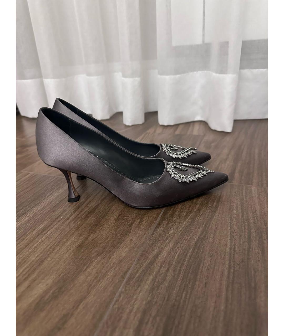 MANOLO BLAHNIK Антрацитовые текстильные лодочки на низком каблуке, фото 6