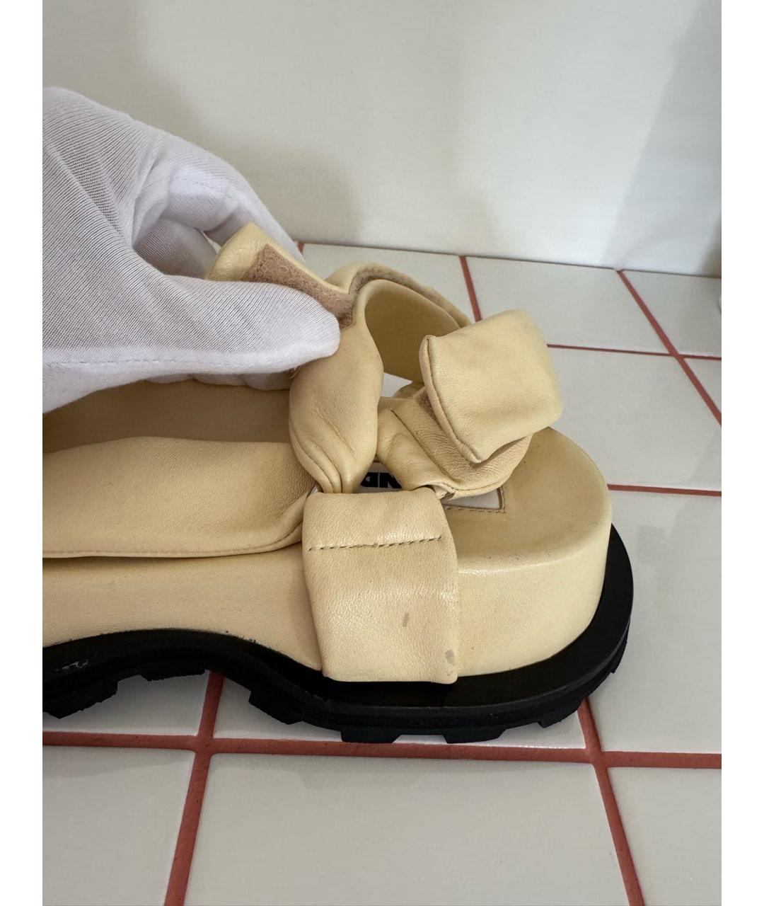 JIL SANDER Бежевые кожаные сандалии, фото 2