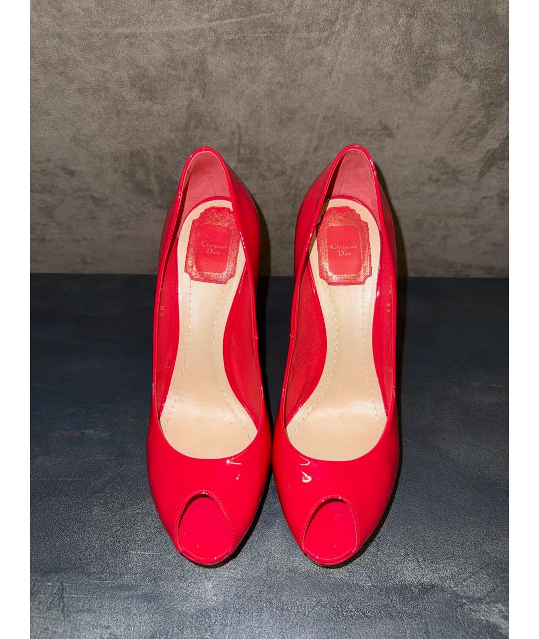 CHRISTIAN DIOR Коралловые туфли из лакированной кожи, фото 2