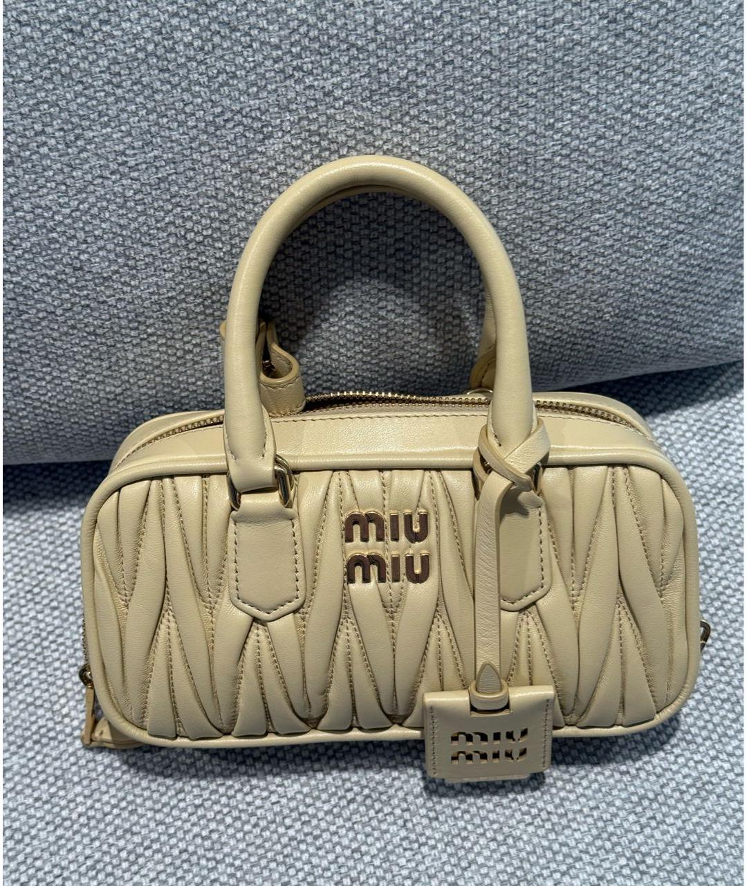 MIU MIU Желтая кожаная сумка с короткими ручками, фото 2