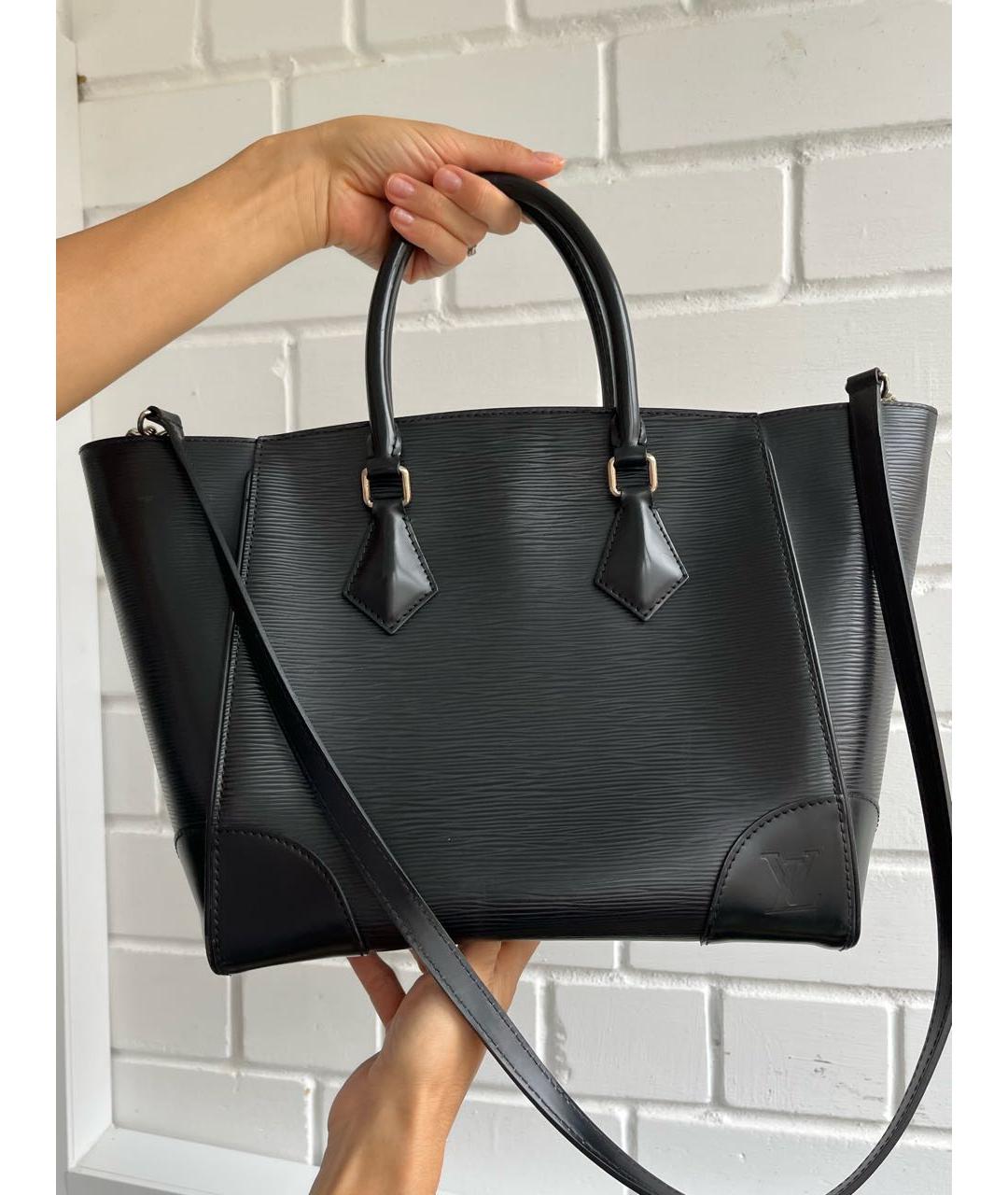 LOUIS VUITTON Черная кожаная сумка через плечо, фото 2