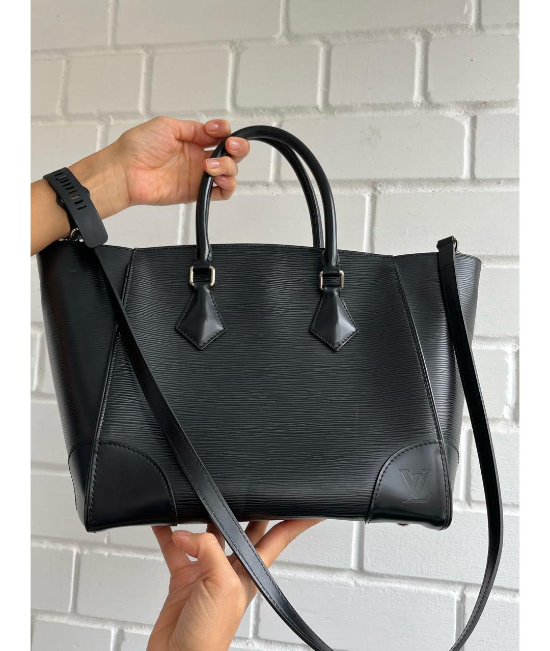 LOUIS VUITTON Черная кожаная сумка через плечо, фото 9