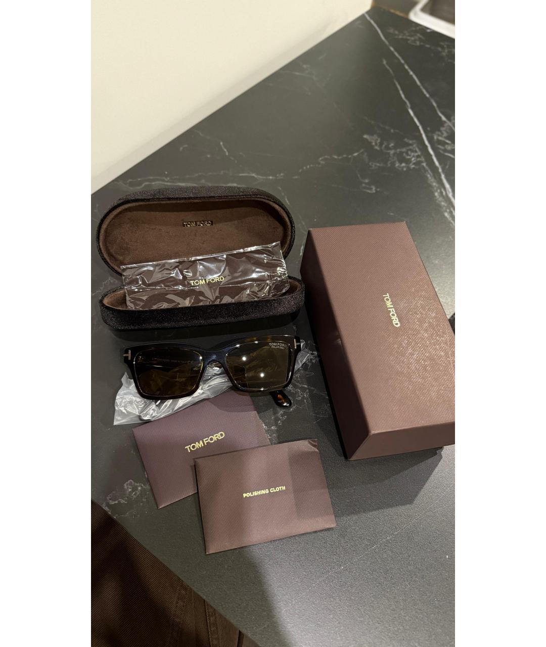 TOM FORD Коричневые пластиковые солнцезащитные очки, фото 3