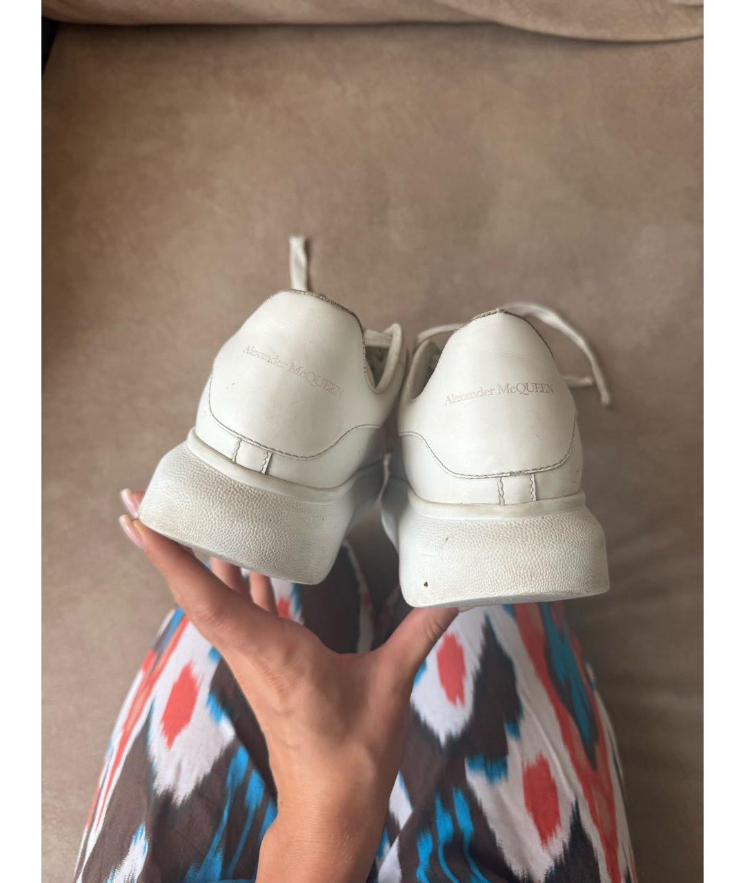 ALEXANDER MCQUEEN Белые кожаные кеды, фото 5
