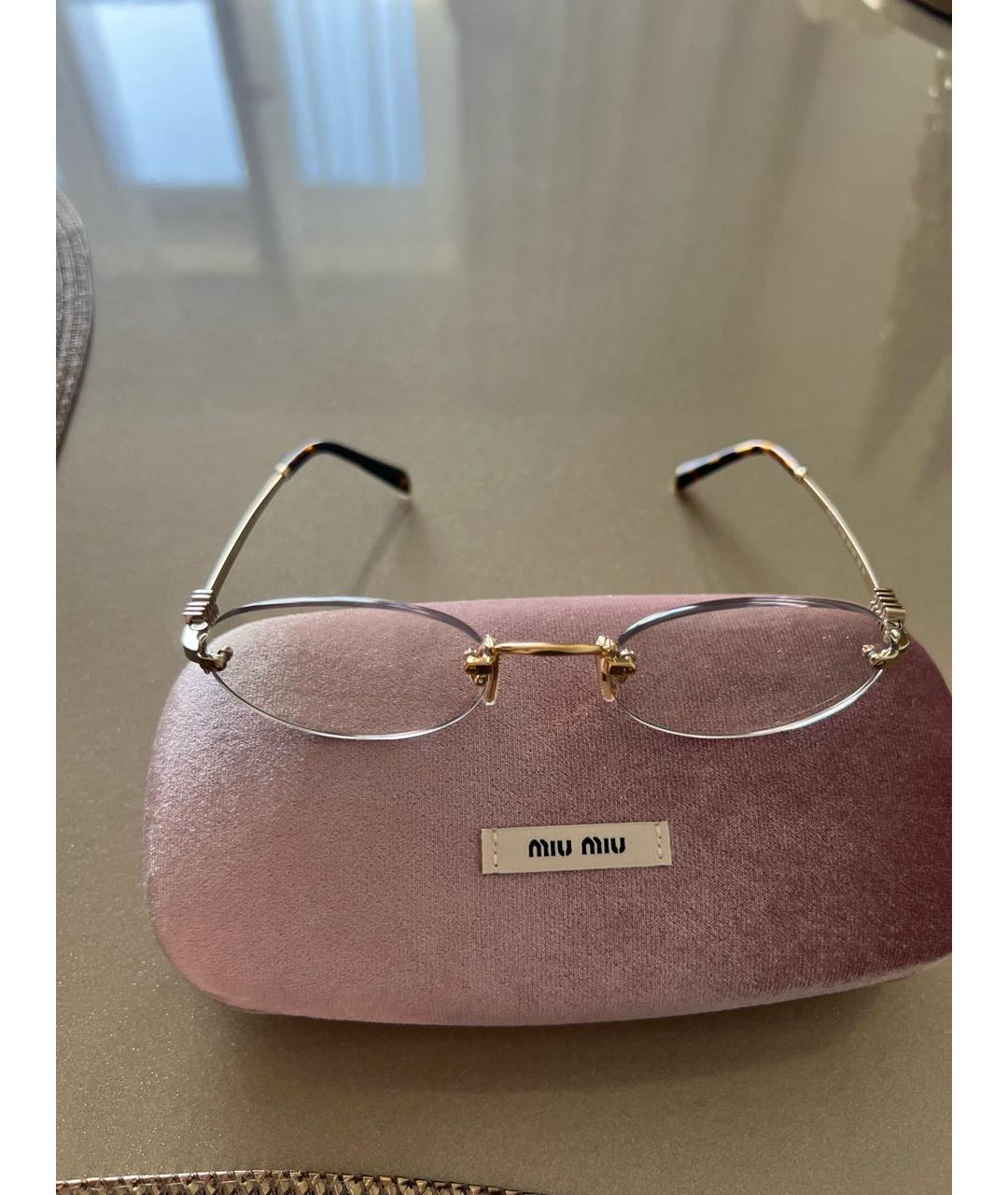 MIU MIU Золотые металлические солнцезащитные очки, фото 2